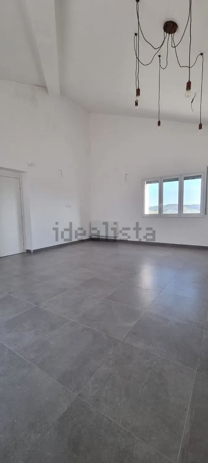 Villa in Cattolica Eraclea, in the Monaca-Salina Area �190,000