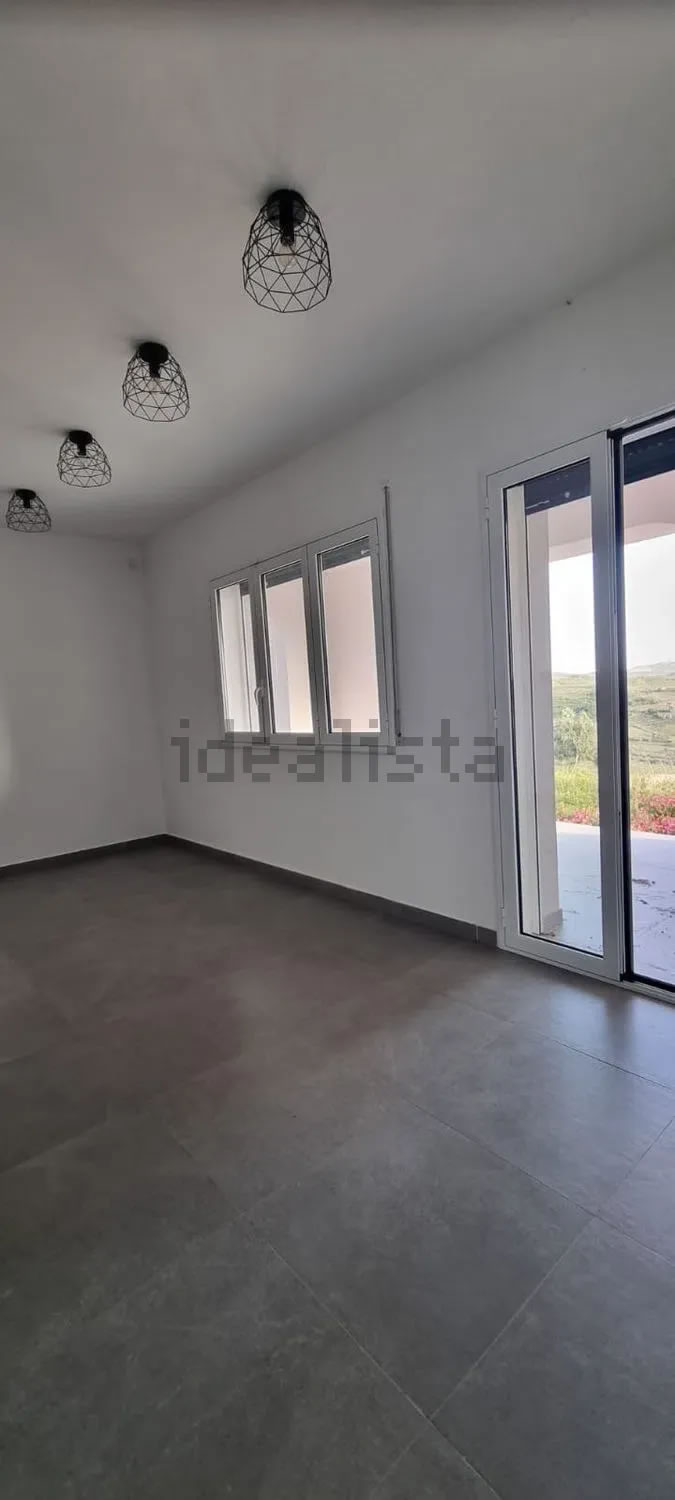 Villa in Cattolica Eraclea, in the Monaca-Salina Area �190,000