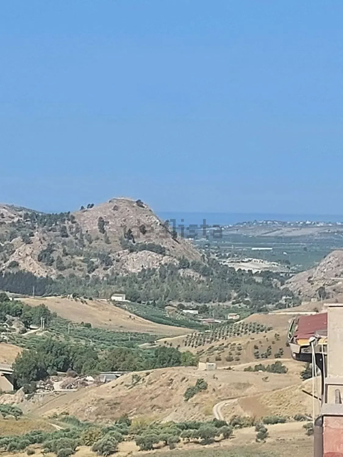 Property In Cattolica Eraclea With Panoramic View �75,000