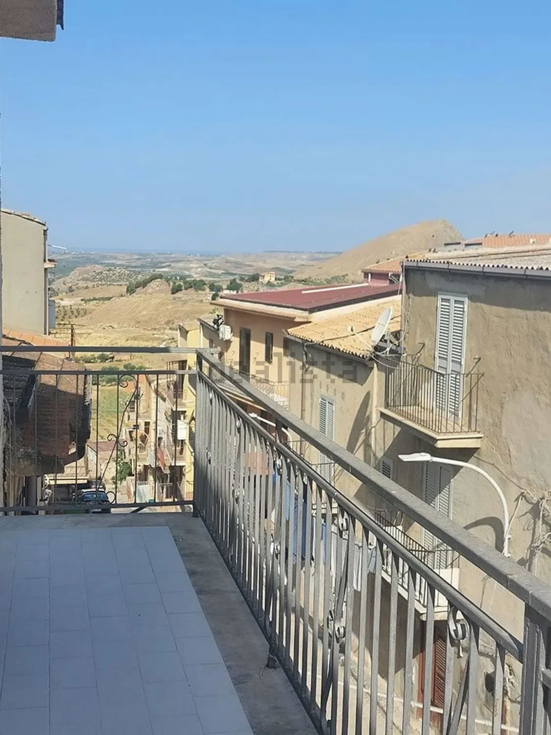 Property In Cattolica Eraclea With Panoramic View �75,000