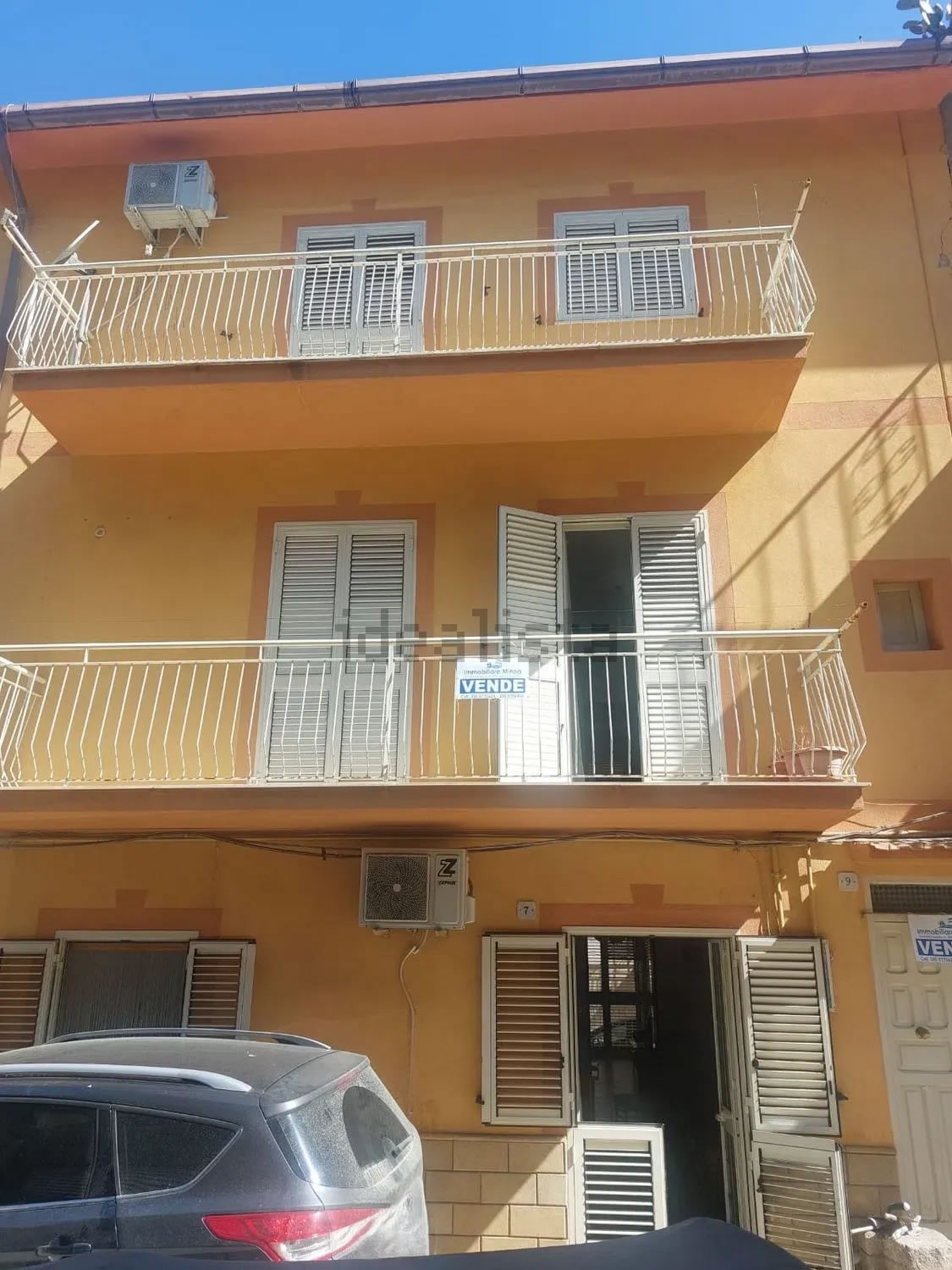 Independent house in Cattolica Eraclea �135,000