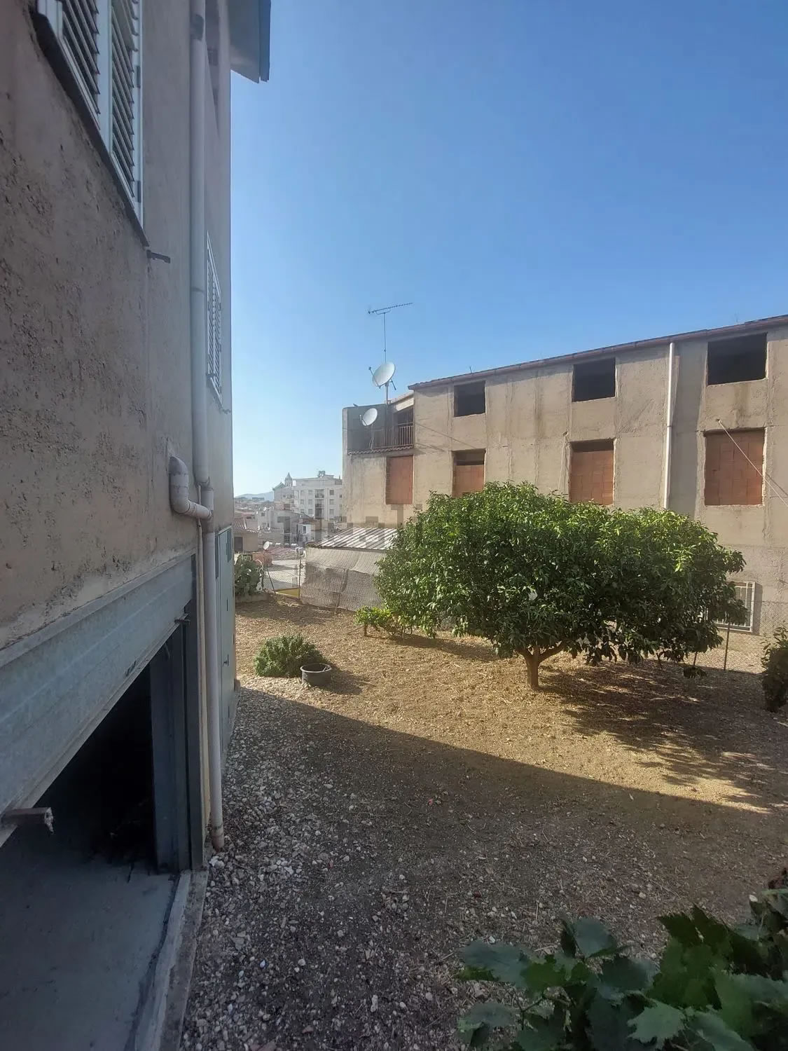 Apartment for sale on Via Giuseppe Verdi �290,000