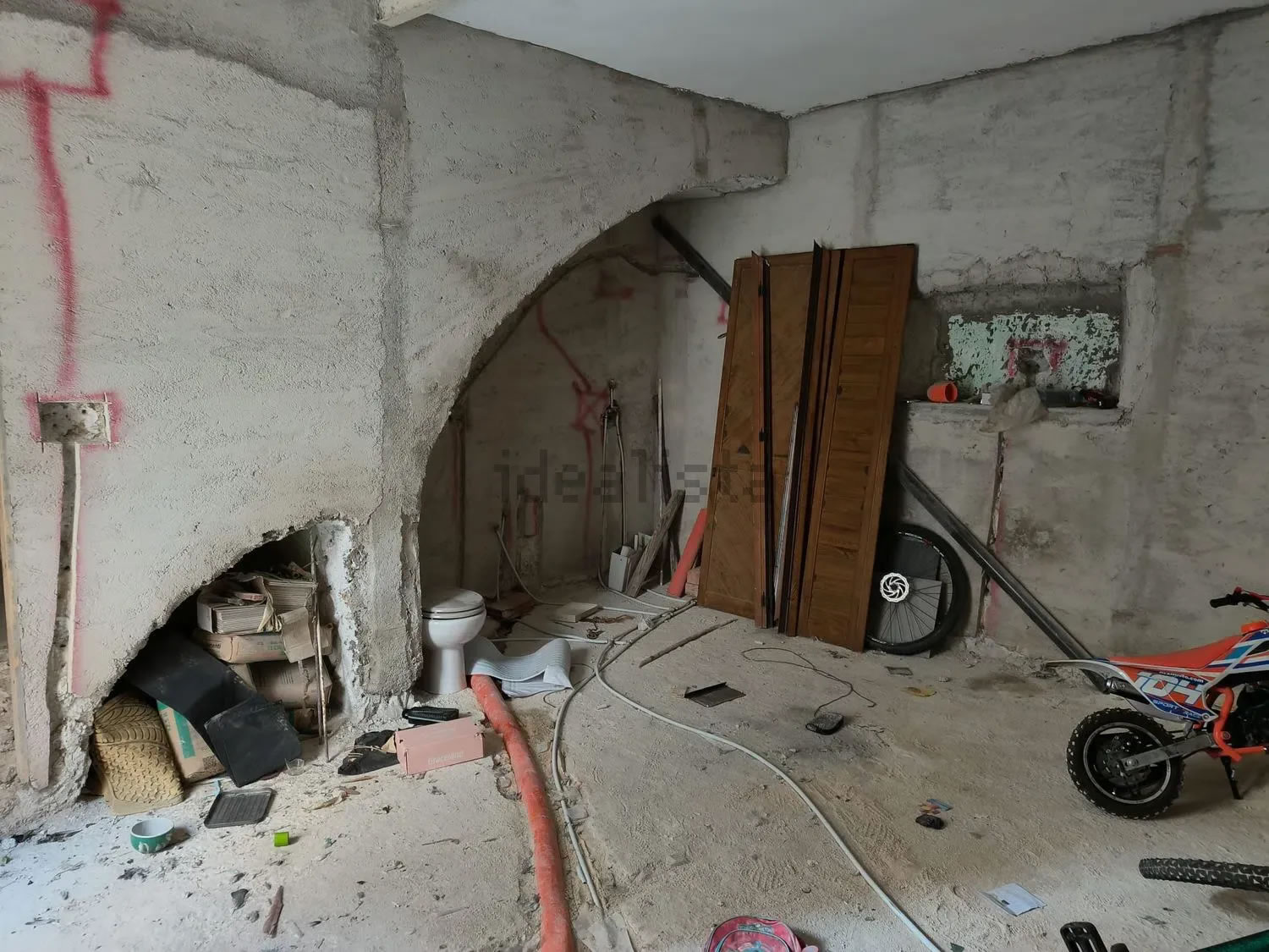 Detached house for sale on Via Camillo Benso Conte di Cavour �13,000