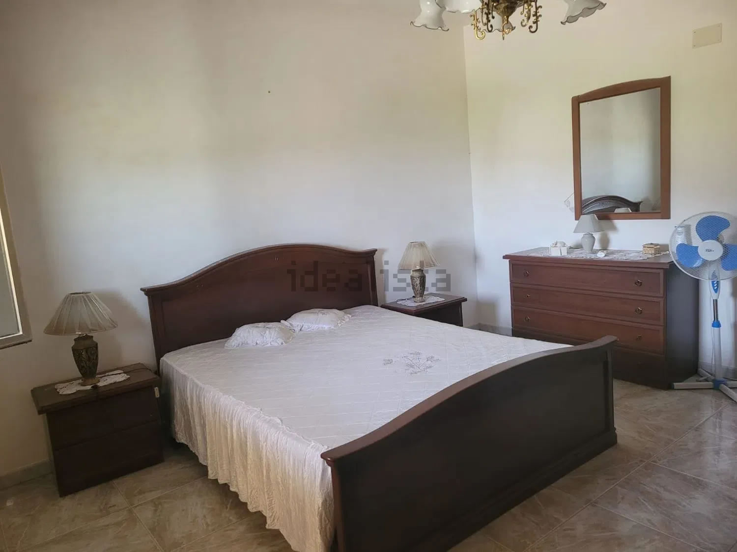 Villa for sale in Contrada Zotta �320,000